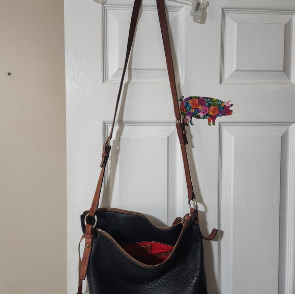 Dooney & Bourke - Picture 8 of 13